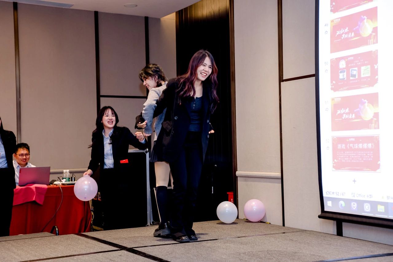 1727590792698405.jpg e2371dbcfc78e9850138783d8026a0aa.jpg