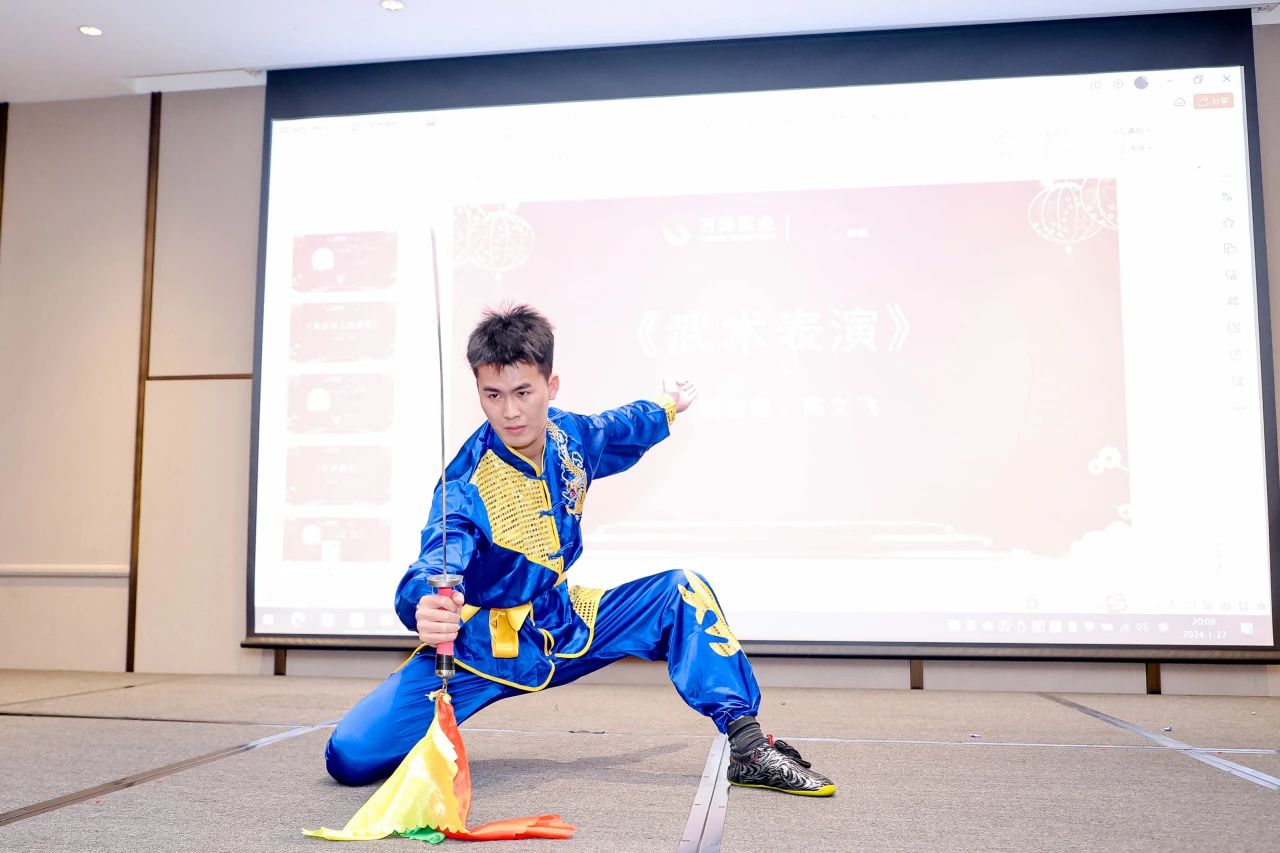 1727590806539231.jpg 2055df3df3bd37cd8923dfd31e289060.jpg